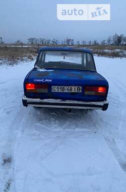 Седан ВАЗ / Lada 2107 1990 в Боярке