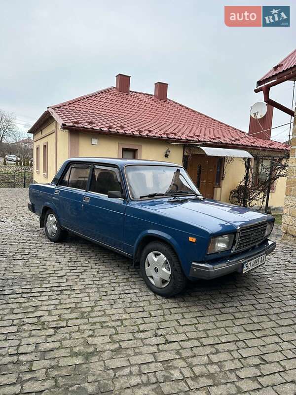 Седан ВАЗ / Lada 2107 2004 в Тернополе