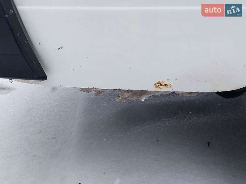 Седан ВАЗ / Lada 2107 2004 в Броварах