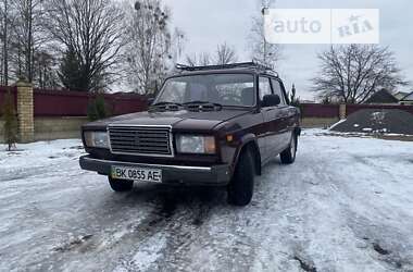 Седан ВАЗ / Lada 2107 2007 в Рокитному