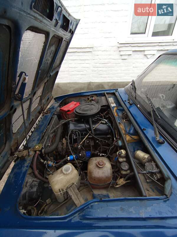 Седан ВАЗ / Lada 2107 1998 в Звенигородке