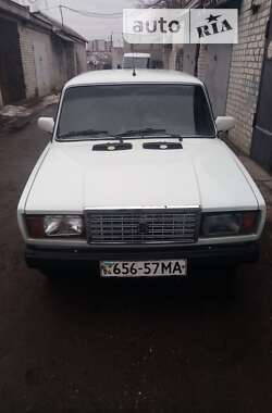 Седан ВАЗ / Lada 2107 1992 в Черкасах