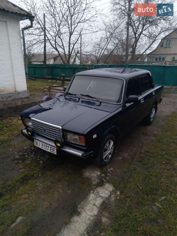 Седан ВАЗ / Lada 2107 2005 в Тетієві