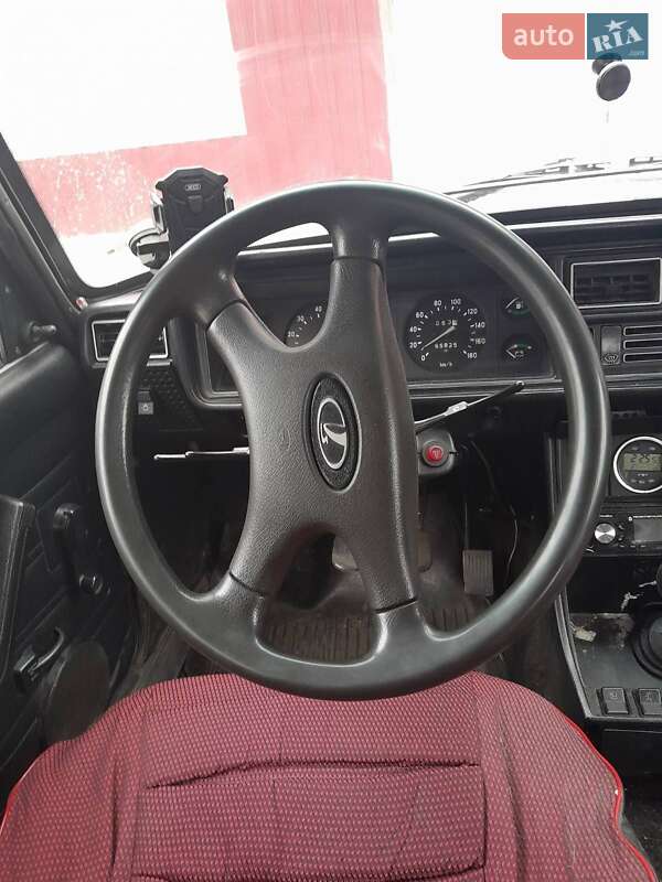 Седан ВАЗ / Lada 2107 2003 в Кропивницком