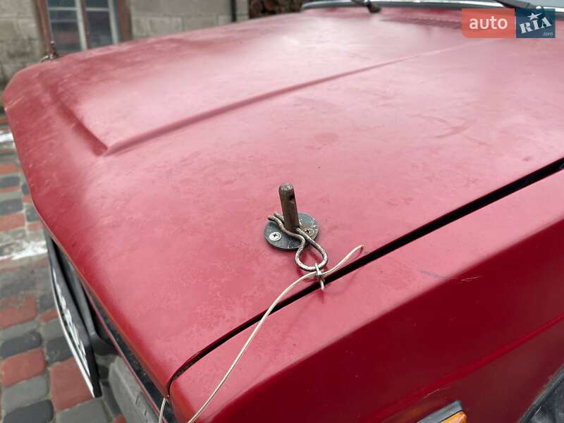 Седан ВАЗ / Lada 2107 2000 в Харкові
