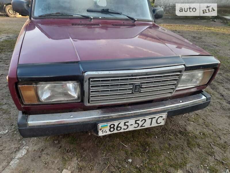 Седан ВАЗ / Lada 2107 2004 в Каменке-Бугской