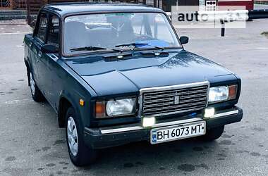 Седан ВАЗ / Lada 2107 1996 в Одессе