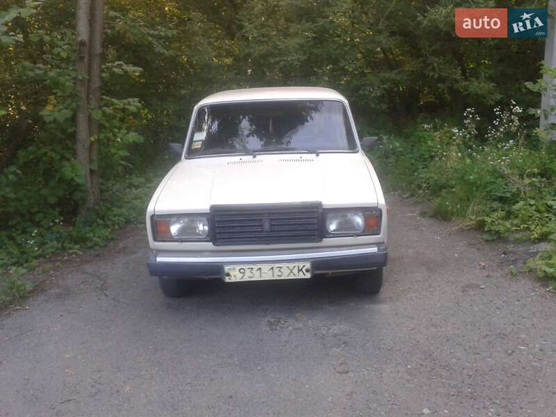 Седан ВАЗ / Lada 2107 1997 в Харькове