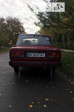 Седан ВАЗ / Lada 2107 1990 в Млинове