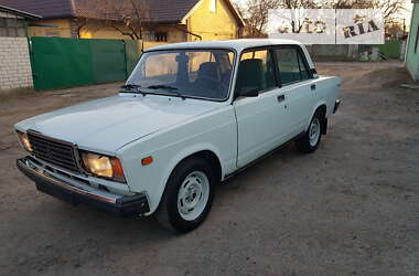 Седан ВАЗ / Lada 2107 1991 в Черкассах