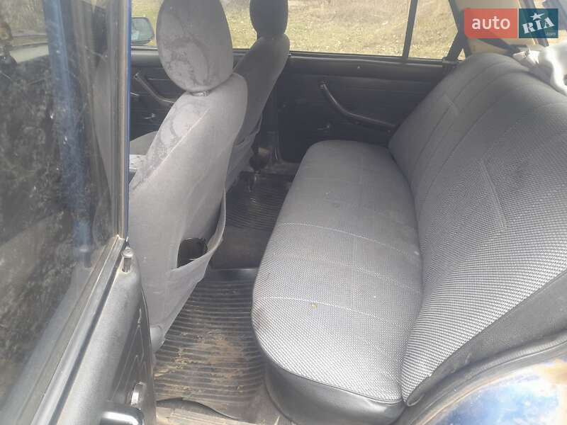 Седан ВАЗ / Lada 2107 2007 в Раздельной фото 2 Седан ВАЗ / Lada 2107 2007 в Раздельной