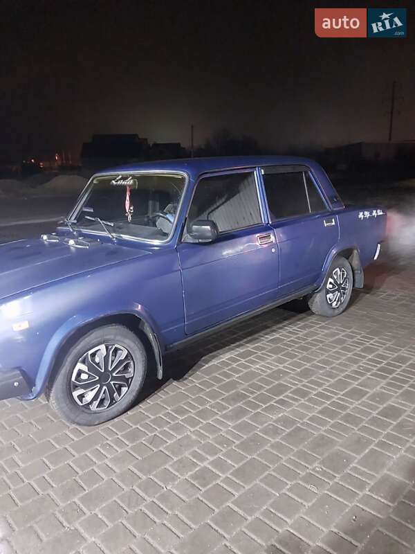 Седан ВАЗ / Lada 2107 2007 в Раздельной фото 5 Седан ВАЗ / Lada 2107 2007 в Раздельной