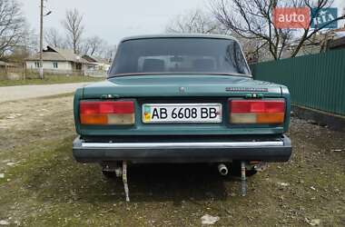 Седан ВАЗ / Lada 2107 2004 в Баре