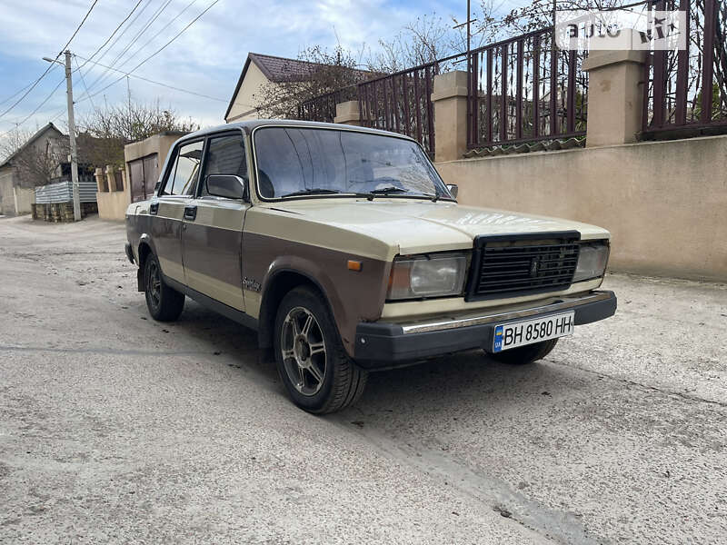 Седан ВАЗ / Lada 2107 1982 в Одесі