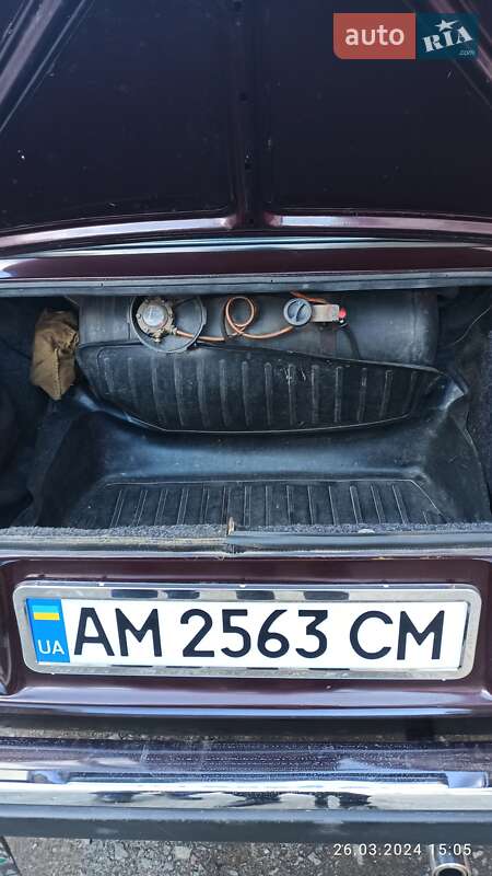 Седан ВАЗ / Lada 2107 2005 в Житомире