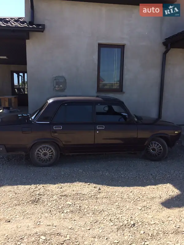 ВАЗ / Lada 2107