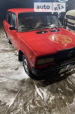 Седан ВАЗ / Lada 2107 1990 в Прилуках