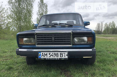 Седан ВАЗ / Lada 2107 1996 в Олевске