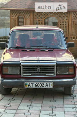 Седан ВАЗ / Lada 2107 1988 в Снятине