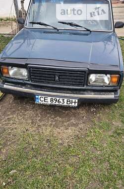 Седан ВАЗ / Lada 2107 2003 в Черновцах