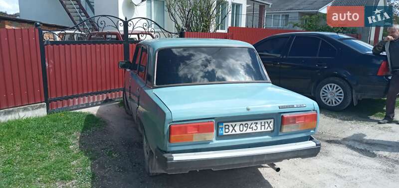 Седан ВАЗ 2107 2005 в 