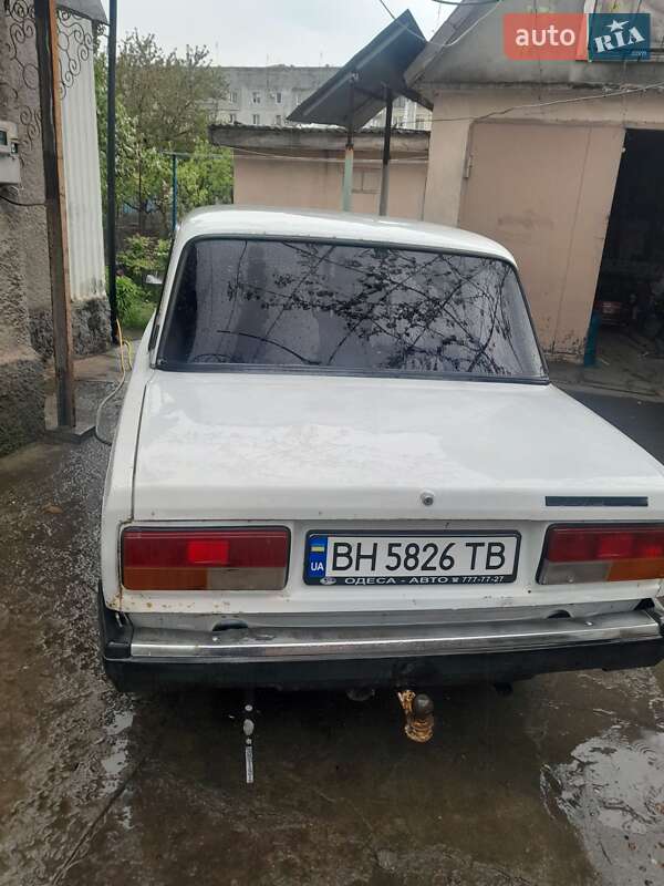 Седан ВАЗ / Lada 2107 1998 в Одесі