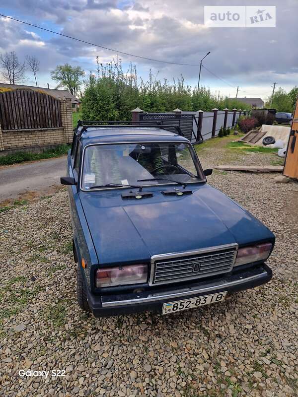 Седан ВАЗ / Lada 2107 2003 в Долине