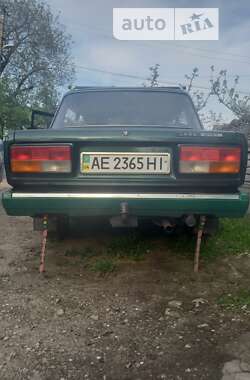 Седан ВАЗ / Lada 2107 2003 в Дніпрі