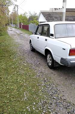 Седан ВАЗ / Lada 2107 2002 в Дунаевцах
