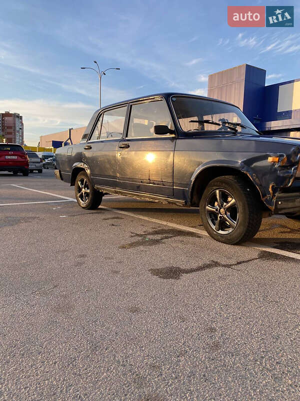 Седан ВАЗ / Lada 2107 2007 в Дніпрі