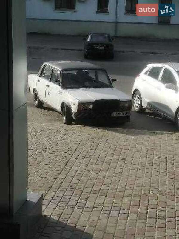 ВАЗ / Lada 2107 2000