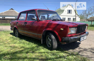 Седан ВАЗ / Lada 2107 1988 в Переяславе