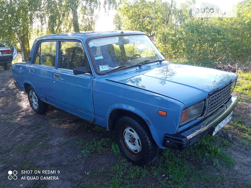 Седан ВАЗ / Lada 2107 1989 в Дубно