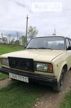 Седан ВАЗ / Lada 2107 1995 в Львові