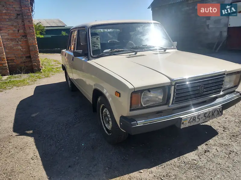 ВАЗ / Lada 2107