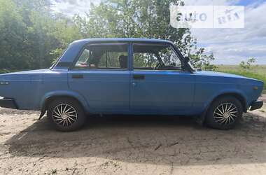 Седан ВАЗ / Lada 2107 1990 в Новоархангельске