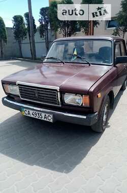 Седан ВАЗ / Lada 2107 2005 в Черкасах
