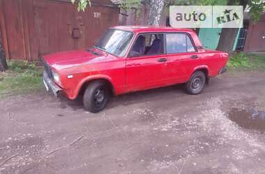 Седан ВАЗ / Lada 2107 1996 в Нежине