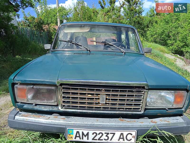 Седан ВАЗ 2107 2005 в 