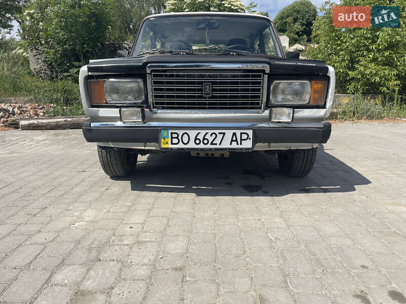 Седан ВАЗ / Lada 2107 2003 в Чорткові