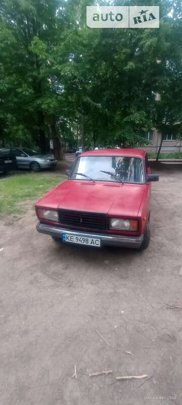 Седан ВАЗ / Lada 2107 1989 в Кривом Роге