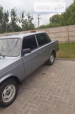 Седан ВАЗ / Lada 2107 2007 в Луцке