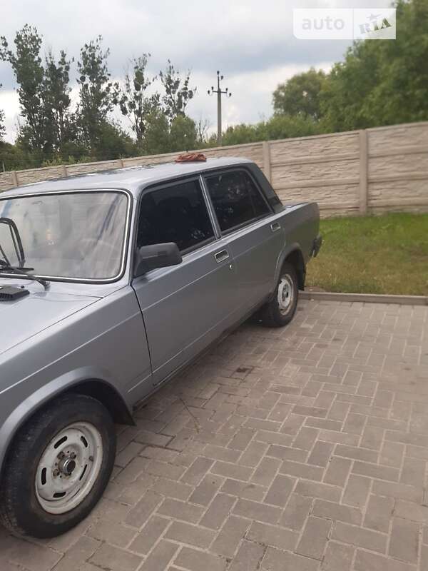 Седан ВАЗ / Lada 2107 2007 в Луцьку