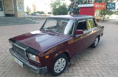 Седан ВАЗ 2107 2005 в 