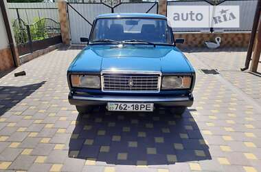 Седан ВАЗ / Lada 2107 2002 в Хусте