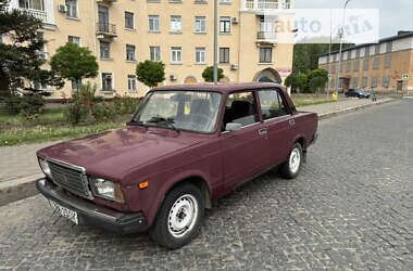 Седан ВАЗ / Lada 2107 2002 в Чорноморську