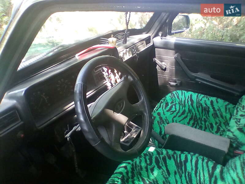 Седан ВАЗ / Lada 2107 1998 в Тростянце