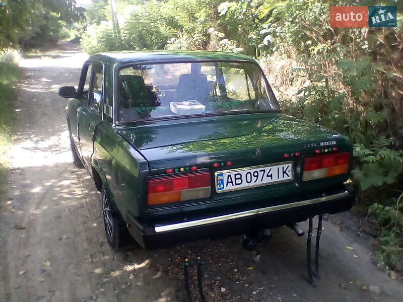 Седан ВАЗ / Lada 2107 1998 в Тростянце