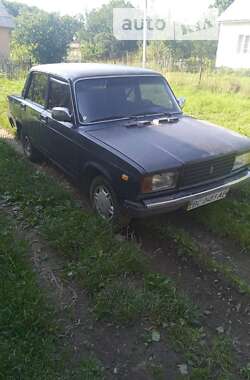 Седан ВАЗ / Lada 2107 1992 в Перегінське