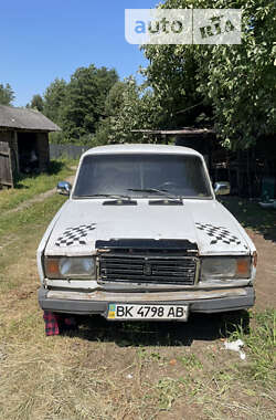 Седан ВАЗ / Lada 2107 1996 в Березному